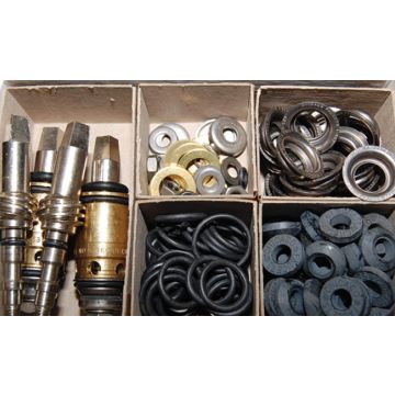 Chicago 925-101JKCP Elbow 3/8" NPT (Discontinued)